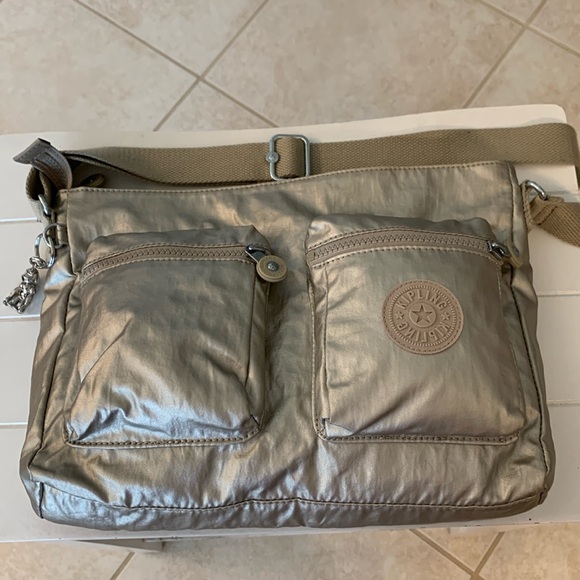 Kipling Handbags - Kipling Pale Gold/Champagne Metallic Crossbody/Shoulder bag with lots of pockets